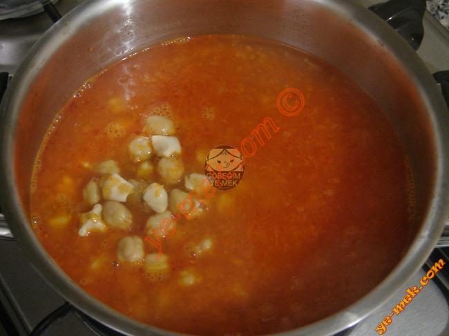 Mantılı Çorba (Yüksük Çorba) - Yapılışı (4/8) 